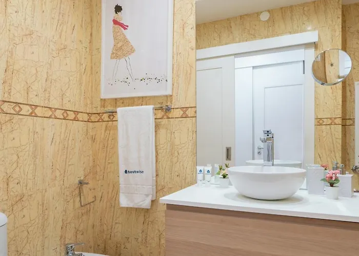 Host Wise - Stunning Trendy Flat W Balcony - Apartamento *