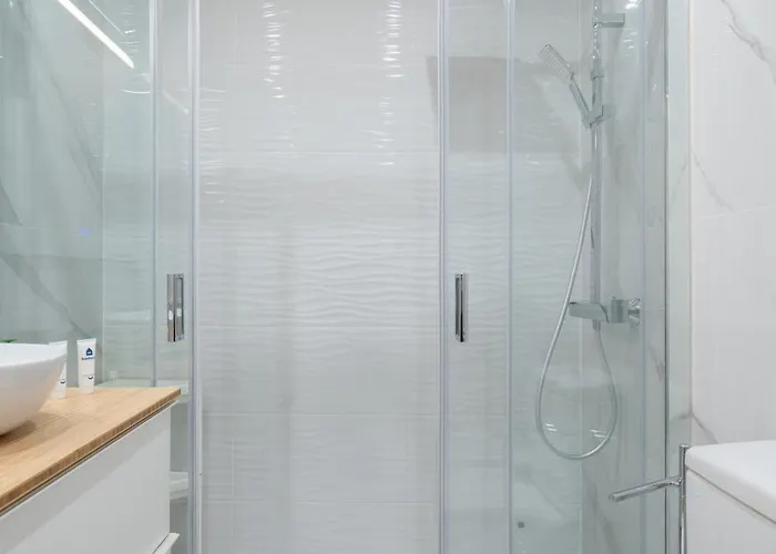 Host Wise - Stunning Trendy Flat W Balcony - Апартаменты Матозиньюш